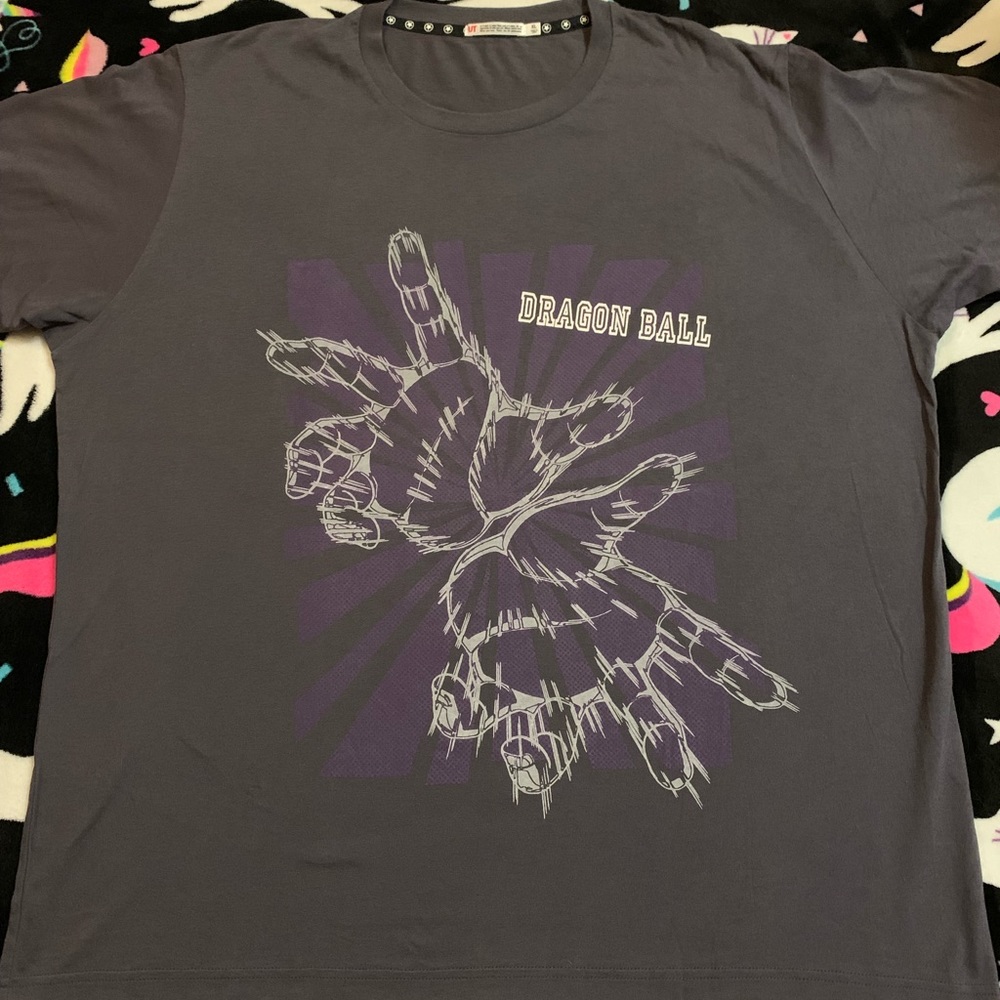 Vintage Dragon Ball Z **RARE** shirt Uniqlo Dragon Ball UT